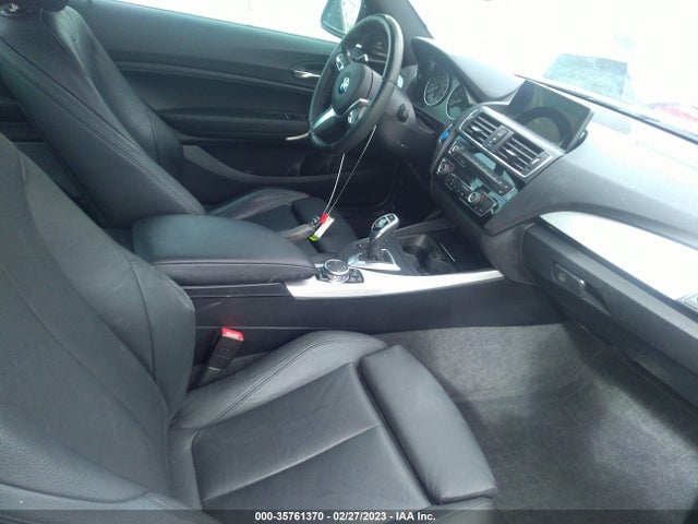 BMW 2 Series M235i 2016 WBA1J7C58GV360645 Image 5