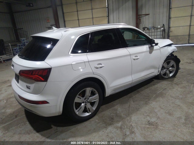 WA1BNAFY1J2155072 Audi Q5 Premium Plus