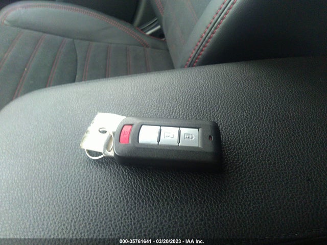 JA4APVAU3NU013219 Mitsubishi Outlander Sport Se