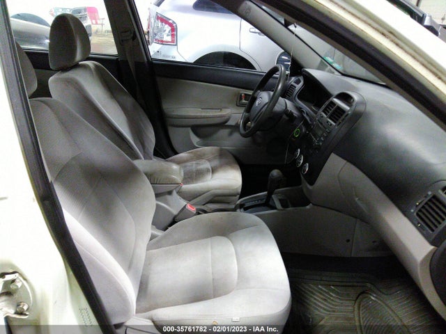 2009 KIA SPECTRA LX VIN: KNAFE221995623997