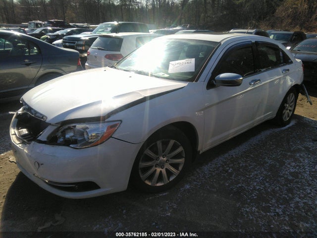 Chrysler 200 2013 1C3CCBCG9DN596151 Image 2