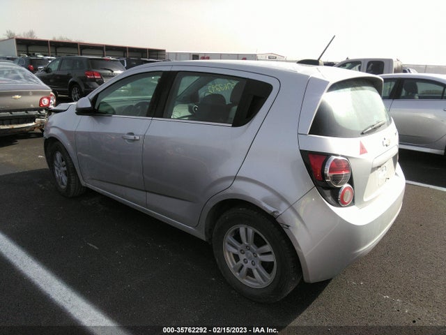 Chevrolet Sonic Lt Auto 2015 1G1JC6SH9F4134856 Image 3