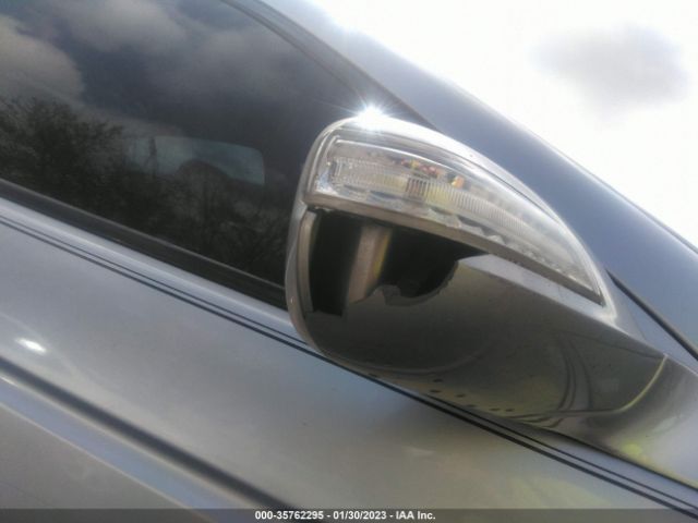 2008 ACURA TL VIN: 19UUA66208A032884