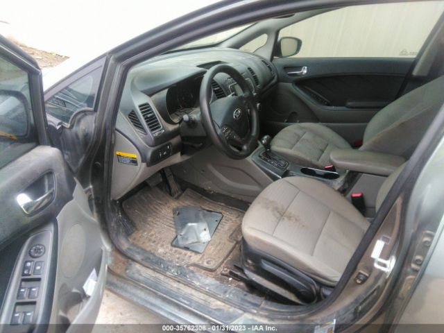 KNAFX4A67G5608365 KIA FORTE LX