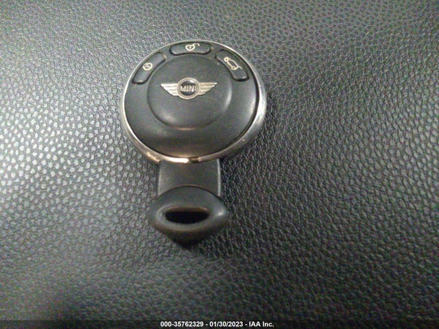 WMWSU3C51BT252733 Mini COOPER HARDTOP