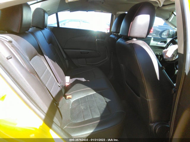 Chevrolet Sonic Rs 2016 1G1JG5SB0G4102504 Image 10