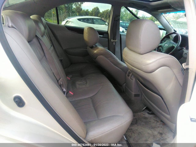 Lexus ES 330 2004 JTHBA30G440009566 Image 9