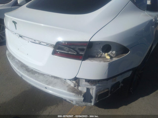 Tesla MODEL S 2016 5YJSA1E16GF158108 Image 8