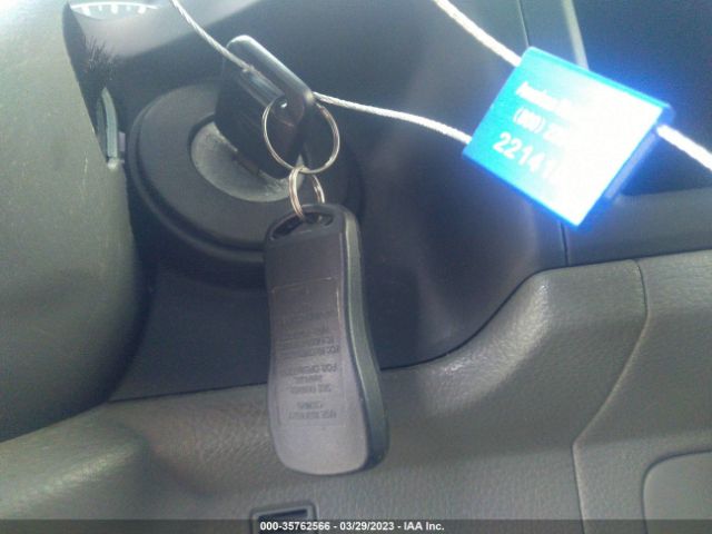 1N6BF0KM4HN801503 Nissan Nv Cargo S