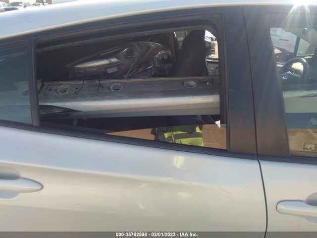2016 TOYOTA PRIUS FOUR VIN: JTDKARFU4G3505729