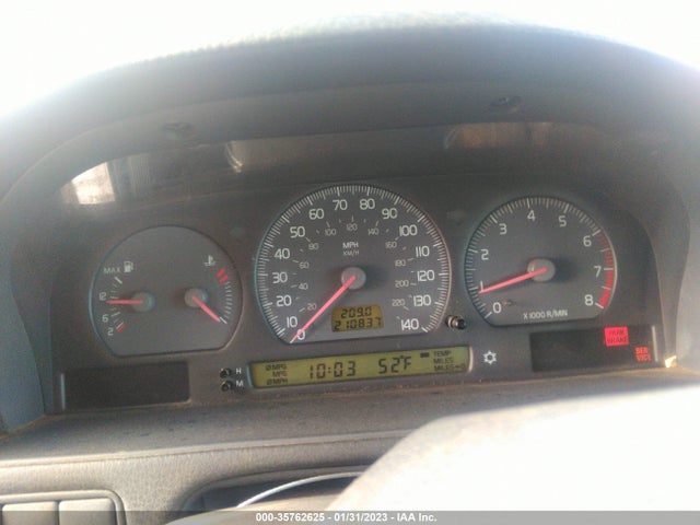 Volvo V70 2000 YV1LW61J8Y2651747 Image 8