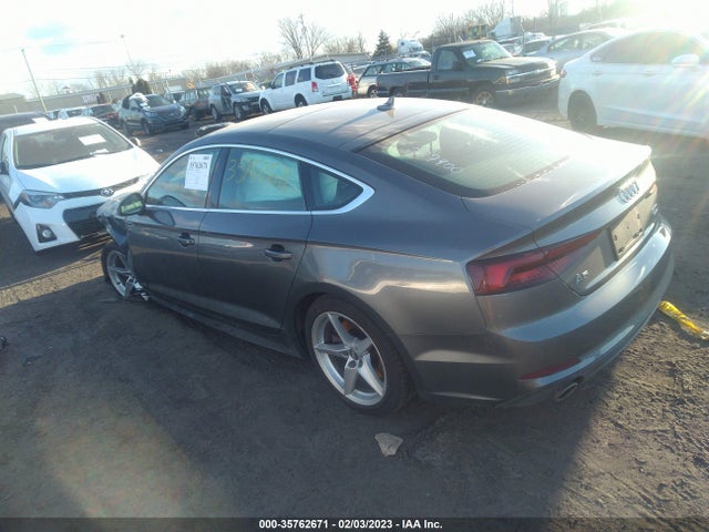 WAUENCF55JA057900 Audi A5 Sportback Premium Plus