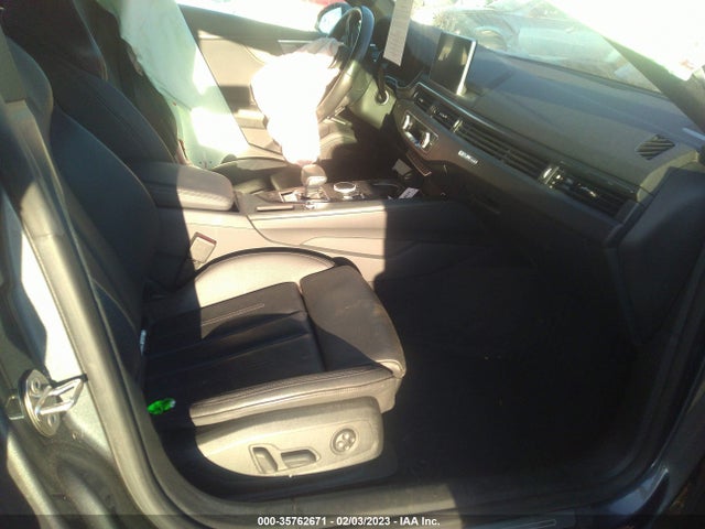 WAUENCF55JA057900 Audi A5 Sportback Premium Plus