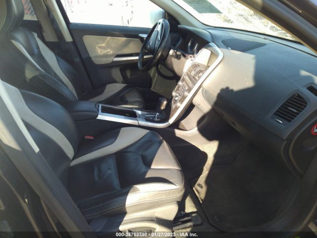 YV4902DZ7B2207159 Volvo Xc60 3.0t