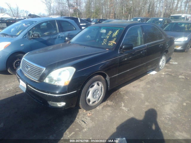 Lexus LS 430 2001 JTHBN30F310037365 Image 2
