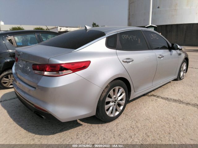 5XXGT4L38GG075217 KIA Optima Lx