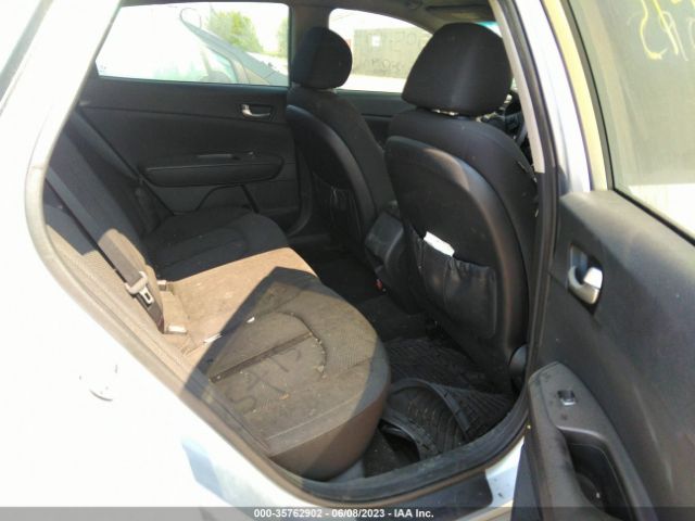 5XXGT4L38GG075217 KIA Optima Lx