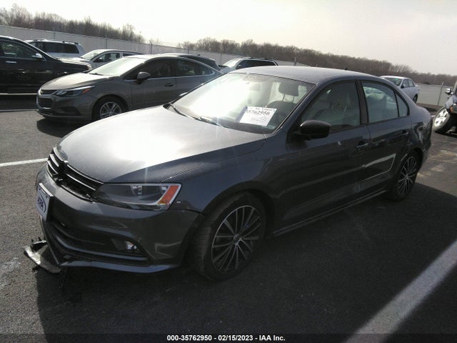 2015 VOLKSWAGEN JETTA SEDAN 1.8T SPORT VIN: 3VWD17AJ9FM345156