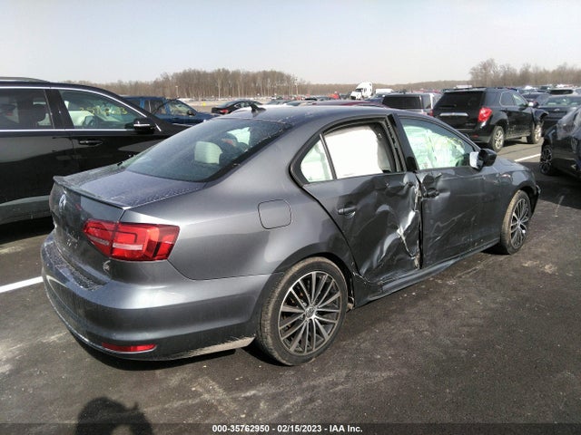 2015 VOLKSWAGEN JETTA SEDAN 1.8T SPORT VIN: 3VWD17AJ9FM345156