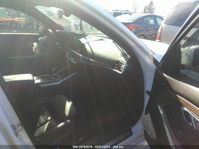 2019 BMW 3 Series, VIN: 3MW5R7J52K8B01318