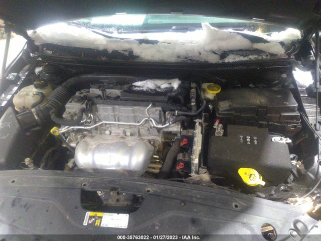 1C3CCCFB4GN176999 Chrysler 200 LX