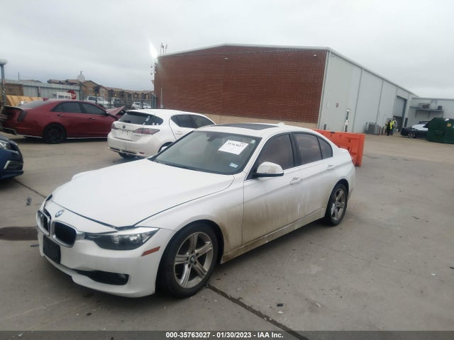 BMW 3 Series 328i 2015 WBA3A5G57FNP34958 Image 2