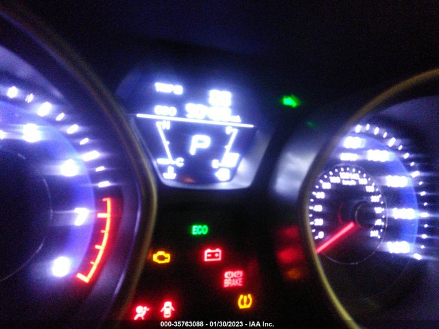 2013 HYUNDAI ELANTRA GLS PZEV VIN: 5NPDH4AE8DH397655
