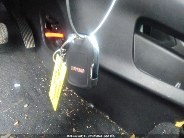 3GKALMEVXJL397863 GMC Terrain Sle