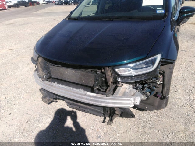 2021 Chrysler Pacifica Hybrid, VIN: 2C4RC1L75MR585814