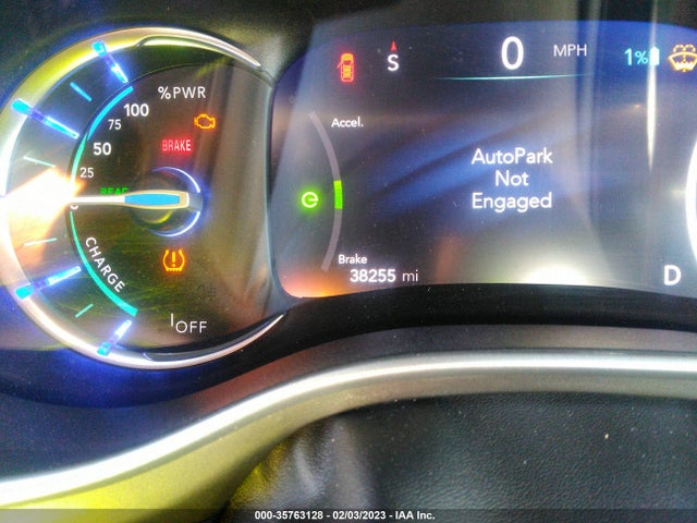 2021 Chrysler Pacifica Hybrid, VIN: 2C4RC1L75MR585814