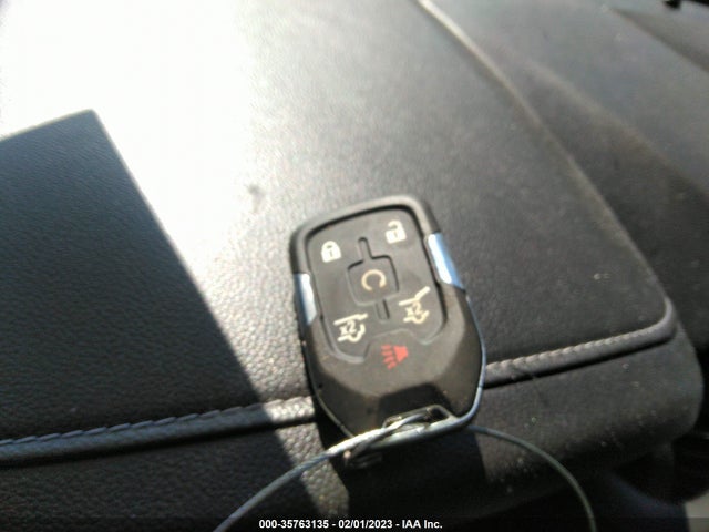 2019 Chevrolet Suburban, VIN: 1GNSCJKJ0KR327922