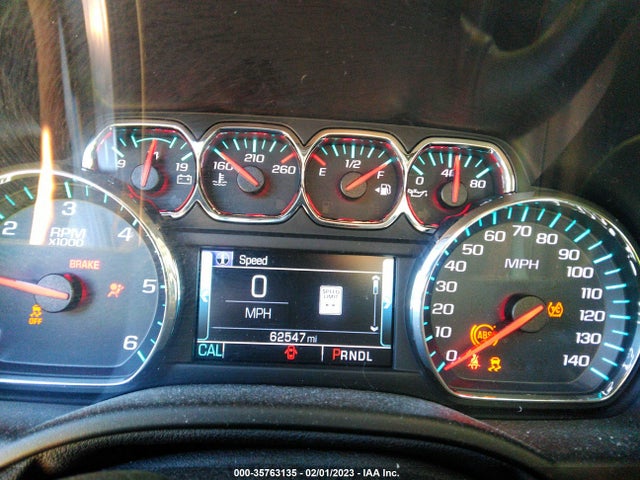 2019 Chevrolet Suburban, VIN: 1GNSCJKJ0KR327922