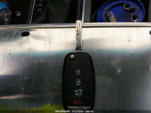 5XXGT4L30HG159579 KIA Optima Lx