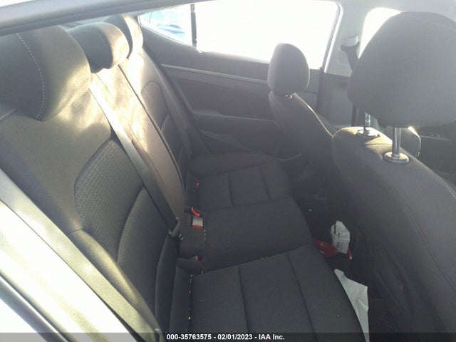 Hyundai ELANTRA SEL 2018 5NPD84LF6JH347015 Image 8