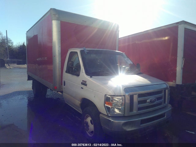 2015 Ford E-Series, VIN: 1FDWE3FL8FDA25370