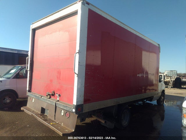 2015 Ford E-Series, VIN: 1FDWE3FL8FDA25370