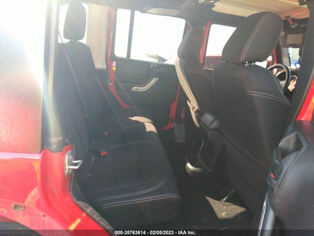 1C4BJWEG0FL523993 Jeep Wrangler Unlimited Sahara