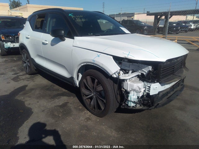 2022 Volvo XC40, VIN: YV4ED3UR8N2700085