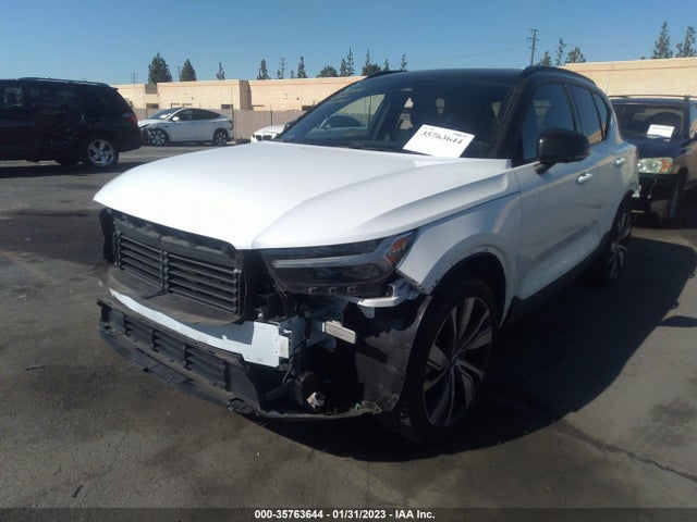 2022 Volvo XC40, VIN: YV4ED3UR8N2700085