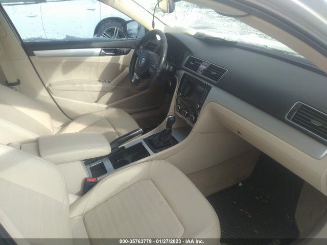 Volkswagen Passat Se W/sunroof 2012 1VWBM7A37CC096305 Image 5