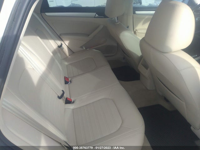 Volkswagen Passat Se W/sunroof 2012 1VWBM7A37CC096305 Image 8