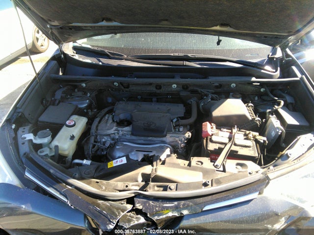 Toyota RAV4 LE 2017 JTMZFREV6HJ138873 Image 11
