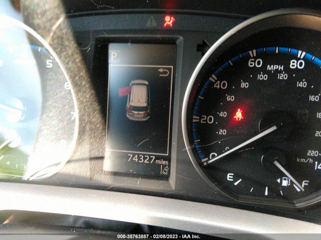 Toyota RAV4 LE 2017 JTMZFREV6HJ138873 Image 8