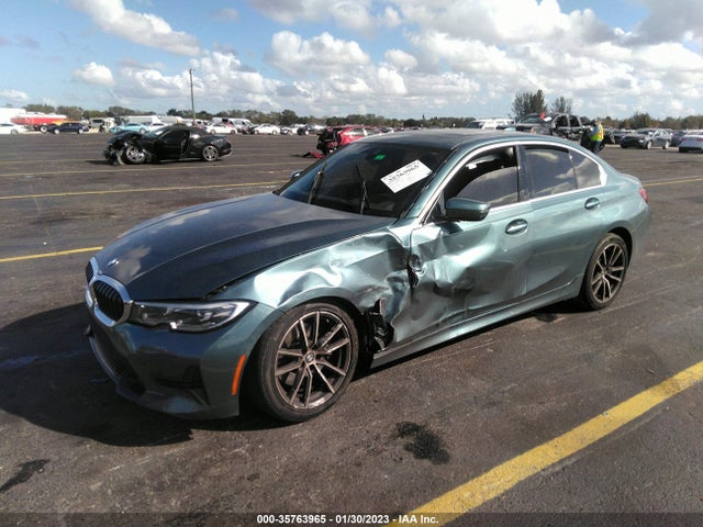 BMW 3 Series 330i 2021 3MW5R1J03M8B87386 Image 2