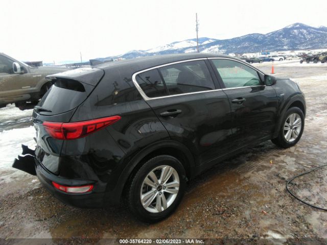 KNDPMCAC4H7198355 KIA Sportage Lx