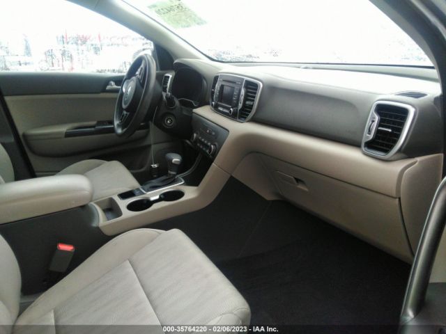 KNDPMCAC4H7198355 KIA Sportage Lx