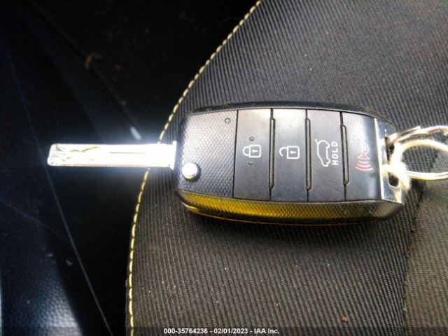 KNDJP3A5XF7801529 KIA SOUL +