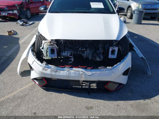 3KPF54AD9NE437000 KIA Forte Gt-line