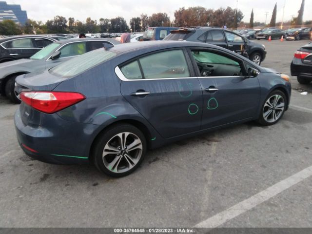 KNAFX4A86G5589857 KIA FORTE EX
