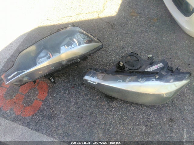 BMW 3 Series 328i 2012 WBA3A5C58CF343264 Image 4